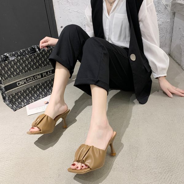 slippers summer high heel sandals women pu leather pleated square toe fashion open slides 2021, Black
slippers summer high heel sandals women pu leather pleated square toe fashion open slides 2021, Black