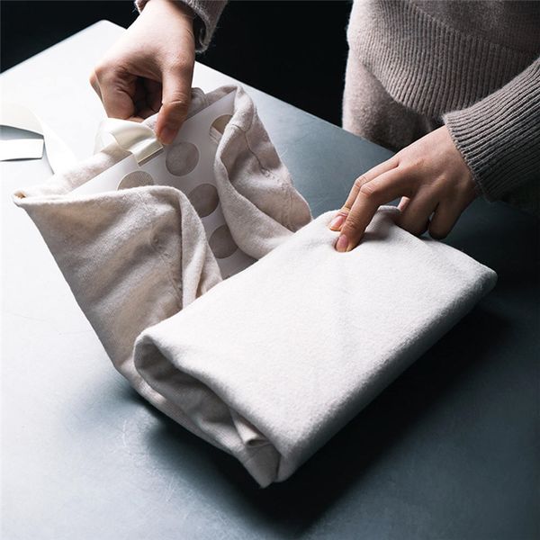 10pcs/set clothes storage artifact quick lazy folding board shirt clothes t-shirt wardrobe storage folder dust-proof storage box
10pcs/set clothes storage artifact quick lazy folding board shirt clothes t-shirt wardrobe storage folder dust-proof storage box