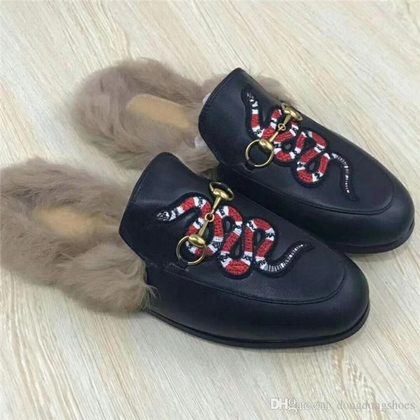 ladies men casual shoes women mens outdoor women slippers flats rabbit hair fur slipper slides mules shoes woman men comfortable 35-46, Black 
ladies men casual shoes women mens outdoor women slippers flats rabbit hair fur slipper slides mules shoes woman men comfortable 35-46, Black
