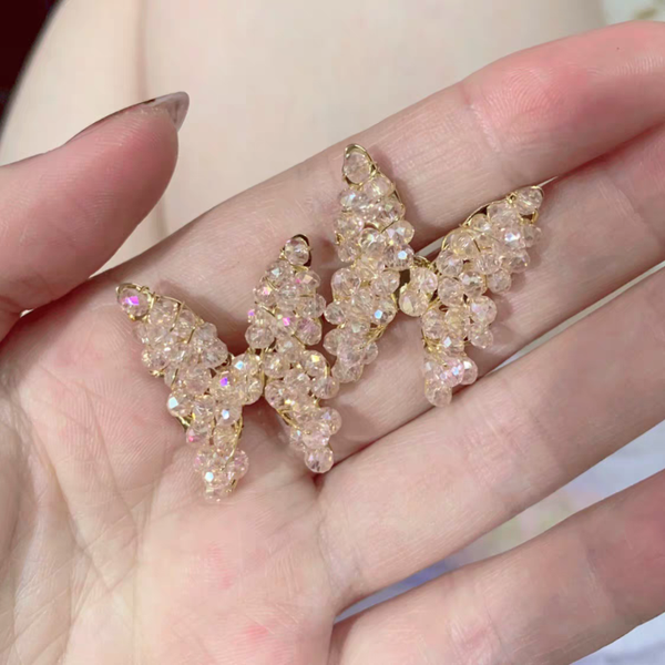 2020 fashion jewellery korean simple shinny white transparent crystals butterfly earrings clip on earrings for women, Silver
2020 fashion jewellery korean simple shinny white transparent crystals butterfly earrings clip on earrings for women, Silver