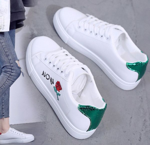 fast shipping 2020 embroidered flat shoe sneakers skateboarding shoes black board with the same paragraph fashion casual shoes
fast shipping 2020 embroidered flat shoe sneakers skateboarding shoes black board with the same paragraph fashion casual shoes