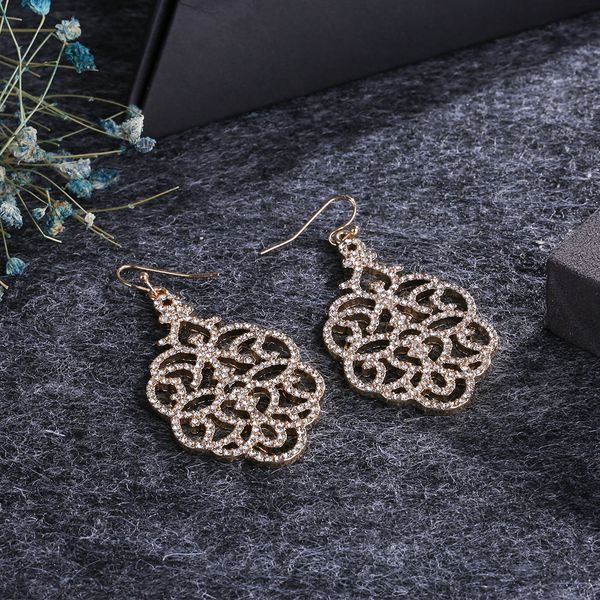 epi branded earring gold color filled alloy round earrings fashion jewelry hollow out dangle flower bijoux pendientes
epi branded earring gold color filled alloy round earrings fashion jewelry hollow out dangle flower bijoux pendientes