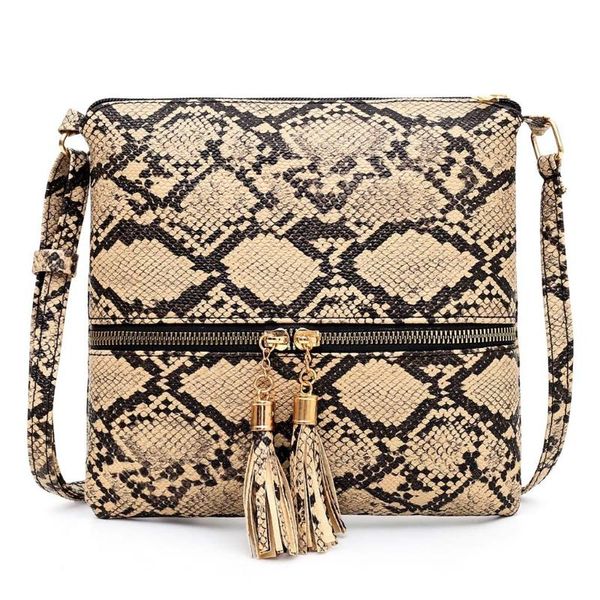 2020 worean shoulder bag handbags women bags version wild girls small tassel snake print messenger bag bolsa
2020 worean shoulder bag handbags women bags version wild girls small tassel snake print messenger bag bolsa