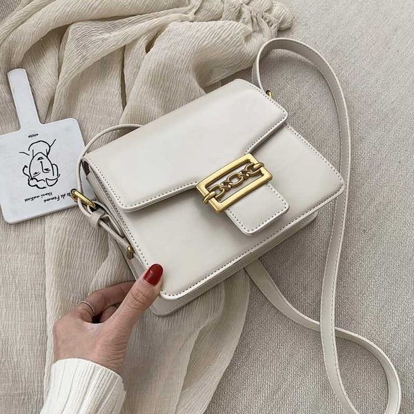 2020 new original design fashion vintage crossbody bag & fashion square bag width 20cm height 17cm thickness 7.5cm
2020 new original design fashion vintage crossbody bag & fashion square bag width 20cm height 17cm thickness 7.5cm