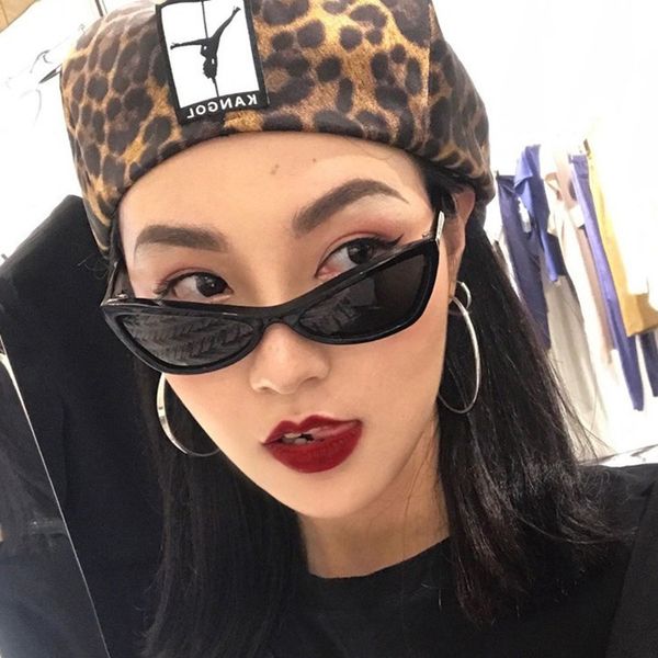 hip-hop triangle small cat eye sunglasses women lens classic cateye frame black red sun glasses shades, White;black
hip-hop triangle small cat eye sunglasses women lens classic cateye frame black red sun glasses shades, White;black