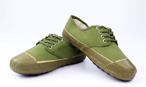 2019 new designer army shoes white leather casual shoes boy man girl women men fashion comfortable flat sneakers size 35-44 liberation, Black
2019 new designer army shoes white leather casual shoes boy man girl women men fashion comfortable flat sneakers size 35-44 liberation, Black