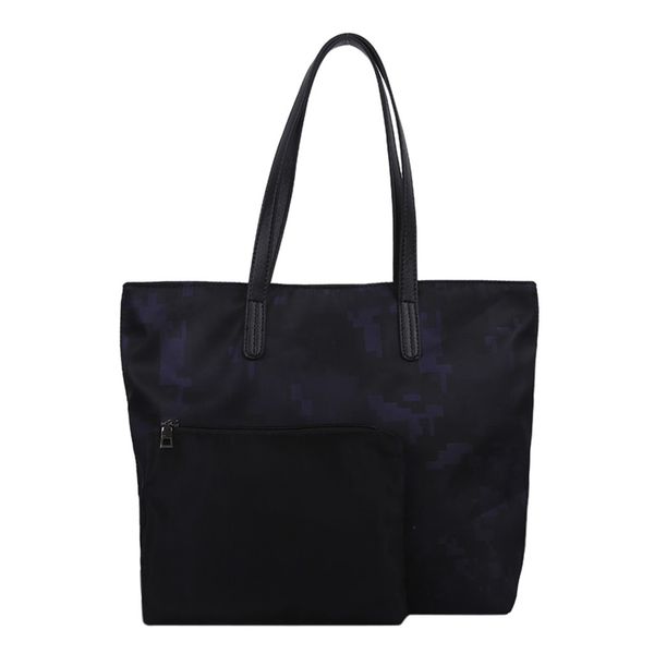 women outdoor solid color large capacity nylon shoulder bag exquisite girl original handbag elegant ladies fashion handbag
women outdoor solid color large capacity nylon shoulder bag exquisite girl original handbag elegant ladies fashion handbag