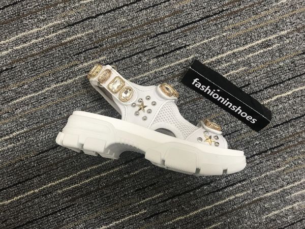 fashion leather and mesh sandal with studs new women men beach flip flops pursuit striped print rubber slipper slide sandas 35-45 with boxl, Black
fashion leather and mesh sandal with studs new women men beach flip flops pursuit striped print rubber slipper slide sandas 35-45 with boxl, Black