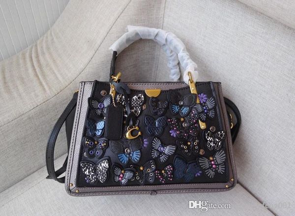 classic fashion women's handbag designer luxury leather made into popular elements handbag nb:19121
classic fashion women's handbag designer luxury leather made into popular elements handbag nb:19121