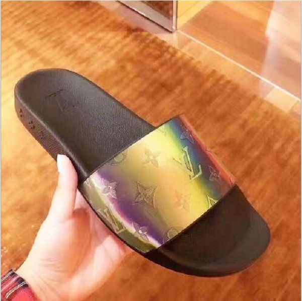 2020 Оригинал L Женщина Мужчина Роскошная кожа Старый Цветок Тапочки Летние Открытый Отдых Главная Пляж Модные сандалии
2020 Оригинал L Женщина Мужчина Роскошная кожа Старый Цветок Тапочки Летние Открытый Отдых Главная Пляж Модные сандалии