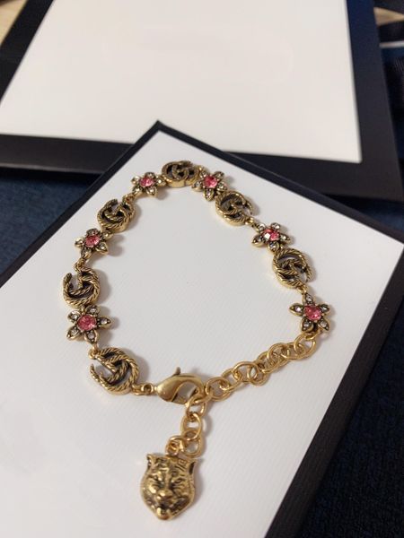 new retro alphabet flower diamond fashion designer bracelet luxury designer jewelry women bracelet, Golden;silver
new retro alphabet flower diamond fashion designer bracelet luxury designer jewelry women bracelet, Golden;silver