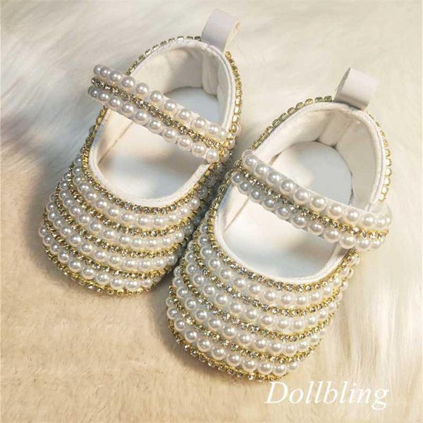 spring and autumn new girls white pearl golden buckle baby shoes baby princess shoes one hundred days old toddler
spring and autumn new girls white pearl golden buckle baby shoes baby princess shoes one hundred days old toddler