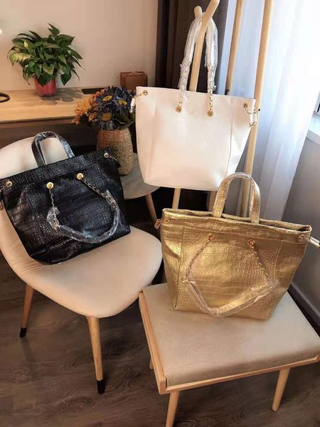 han edition сумка lady one shoulder bag новая сумка большой емкости кожаная модная женская сумка, высококачественные кошельки сумки и сумки
han edition сумка lady one shoulder bag новая сумка большой емкости кожаная модная женская сумка, высококачественные кошельки сумки и сумки