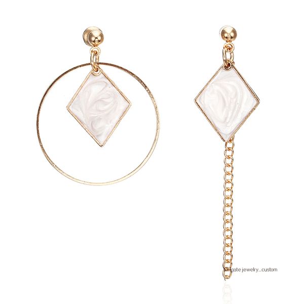 Simple Temperament Geometry Drop Earrings Hollow Triangle Alloy Strip Dangle Pendientes Earrings For Women Brincos E0340
Simple Temperament Geometry Drop Earrings Hollow Triangle Alloy Strip Dangle Pendientes Earrings For Women Brincos E0340