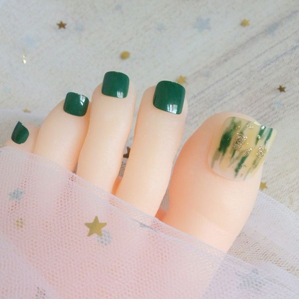 24 шт короткие поддельные ногти toe темно-зеленый искусственный ложные ногти gradient toenails press на toenails t051, Red;gold
24 шт короткие поддельные ногти toe темно-зеленый искусственный ложные ногти gradient toenails press на toenails t051, Red;gold