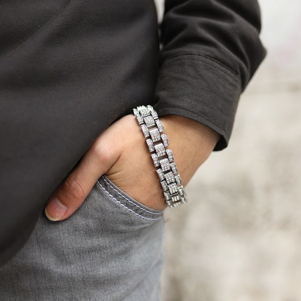 мужская мода hip hop мужчины ювелирные изделия bling bling iced цепи браслеты из золотой браслет серебро / золото цвет полный rhinestone для, Black
мужская мода hip hop мужчины ювелирные изделия bling bling iced цепи браслеты из золотой браслет серебро / золото цвет полный rhinestone для, Black