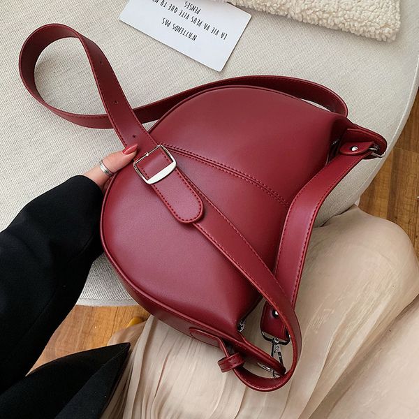 solid color pu leather saddle bags for women small lady shoulder messenger bag female travel handbags and purses
solid color pu leather saddle bags for women small lady shoulder messenger bag female travel handbags and purses