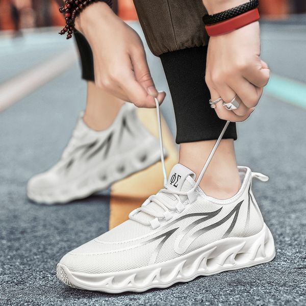 2020 spring summer men's running shoes breathable thick sole lightweight sneakers for young boys comfortable casual footwear
2020 spring summer men's running shoes breathable thick sole lightweight sneakers for young boys comfortable casual footwear