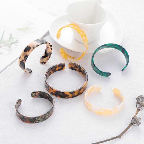 new fashion leopard resin bracelets bangle for women bohemian open cuff acrylic bracelet vintage tortoiseshell punk jewelry gift, Black
new fashion leopard resin bracelets bangle for women bohemian open cuff acrylic bracelet vintage tortoiseshell punk jewelry gift, Black