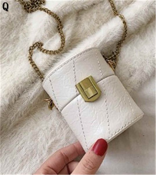 designer luxury shoulder bag women designer mini barrel-shaped wild joker lipstick bag new autumn and winter fashion newset 2q
designer luxury shoulder bag women designer mini barrel-shaped wild joker lipstick bag new autumn and winter fashion newset 2q
