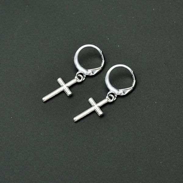 silver color small cross drop dangle earrings for women new trendy lady fashion ear piercing jewelry pendientes mujer moda
silver color small cross drop dangle earrings for women new trendy lady fashion ear piercing jewelry pendientes mujer moda