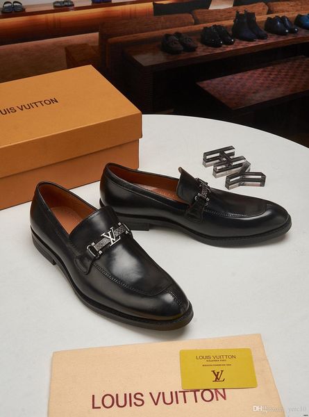 19ss mens pointy shoes luxury designers formal men dress shoes genuine leather classic brogue shoes flats oxfords for wedding business yecq1, Black
19ss mens pointy shoes luxury designers formal men dress shoes genuine leather classic brogue shoes flats oxfords for wedding business yecq1, Black