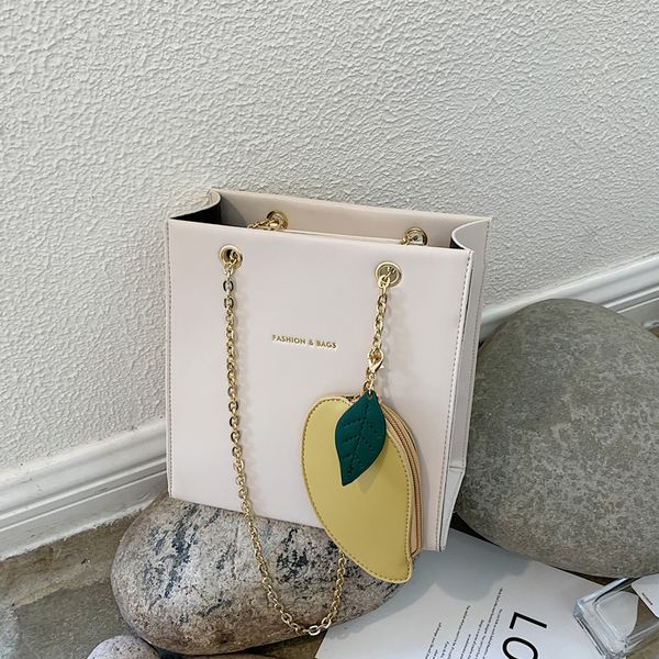 new french design fashion chain square bag & elegant lemon tote bag shoulder messenger handbag width 20cm height 21cm
new french design fashion chain square bag & elegant lemon tote bag shoulder messenger handbag width 20cm height 21cm