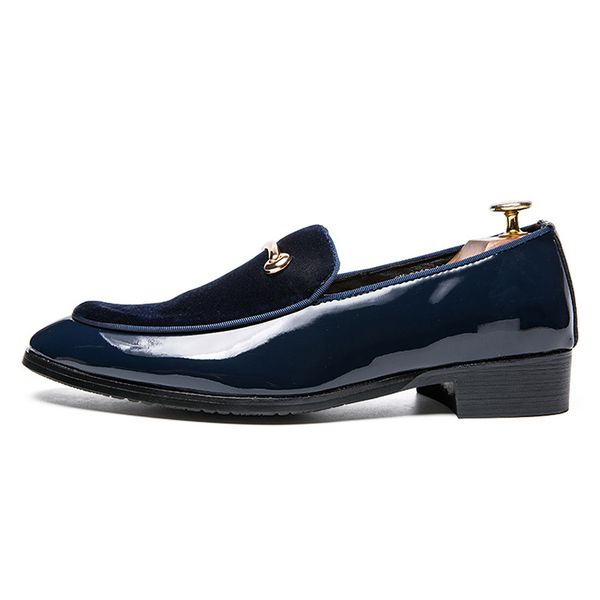 2020 new cross-border mens pointed shoes british fashion pointed shoes european mens set of feet student mens small shoes british, Black
2020 new cross-border mens pointed shoes british fashion pointed shoes european mens set of feet student mens small shoes british, Black