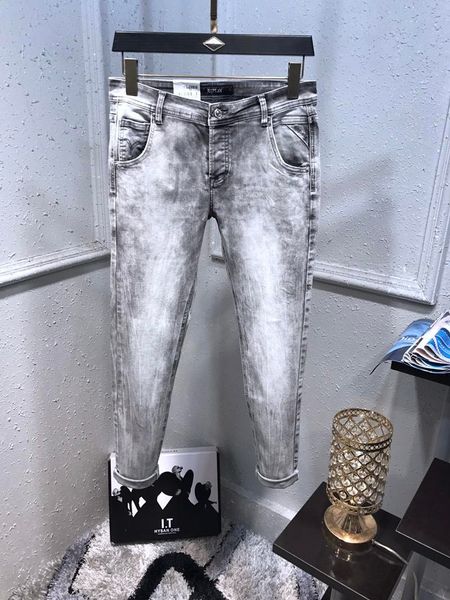 new style fashion men's simple summer light weight repl5 jeans men's fashion casual solid classic straight denim designer jeans si, Blue
new style fashion men's simple summer light weight repl5 jeans men's fashion casual solid classic straight denim designer jeans si, Blue