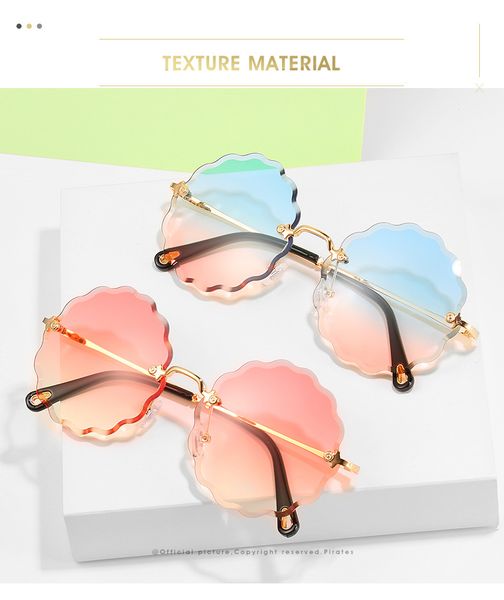 worldkick2018 2020 frameless sunglasses ladies cut-edged sunglasses female flowers sunglasses colorful ocean film outdoor sun visor
worldkick2018 2020 frameless sunglasses ladies cut-edged sunglasses female flowers sunglasses colorful ocean film outdoor sun visor