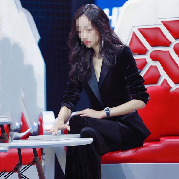 autumn suit han xue same black velvet suit women's business commuter one button coat, White;black
autumn suit han xue same black velvet suit women's business commuter one button coat, White;black