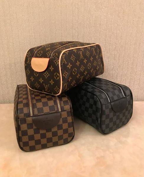 new designers fashion men travel toilet pouch women cosmetic organizer make up bag famous classical brands louis vuitton, Blue;white
new designers fashion men travel toilet pouch women cosmetic organizer make up bag famous classical brands louis vuitton, Blue;white
