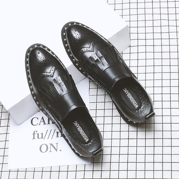 korean style men's fashion party nightclub dresses genuine leather shoes black brogue loafers slip-on lazy shoe bullock sneakers
korean style men's fashion party nightclub dresses genuine leather shoes black brogue loafers slip-on lazy shoe bullock sneakers