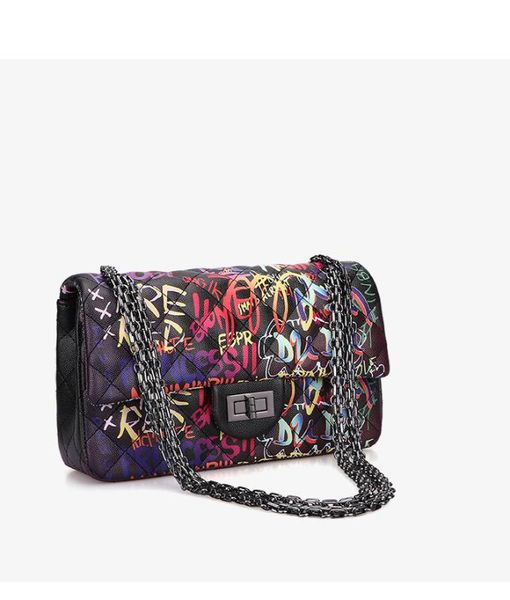 новые тенденции моды граффити женщин сумка цепи печати женщины crossbody сумка антиокислительные не выцветания мешки плеча
новые тенденции моды граффити женщин сумка цепи печати женщины crossbody сумка антиокислительные не выцветания мешки плеча