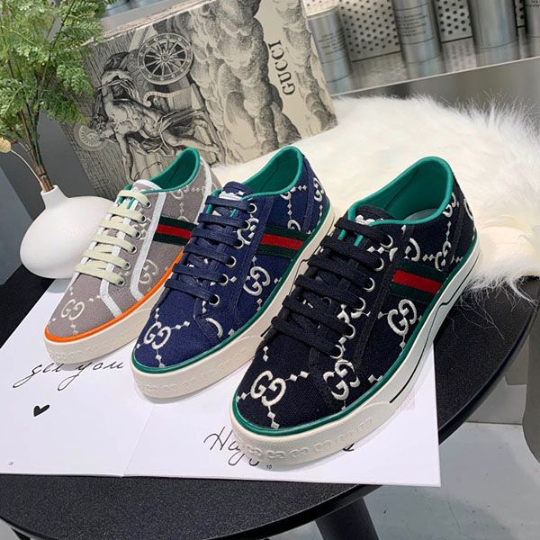 the women running shoes fashion sneaker low help trainer luxury shoes for woman match up sneakers lace up outdoor shoes ing, Black 
the women running shoes fashion sneaker low help trainer luxury shoes for woman match up sneakers lace up outdoor shoes ing, Black