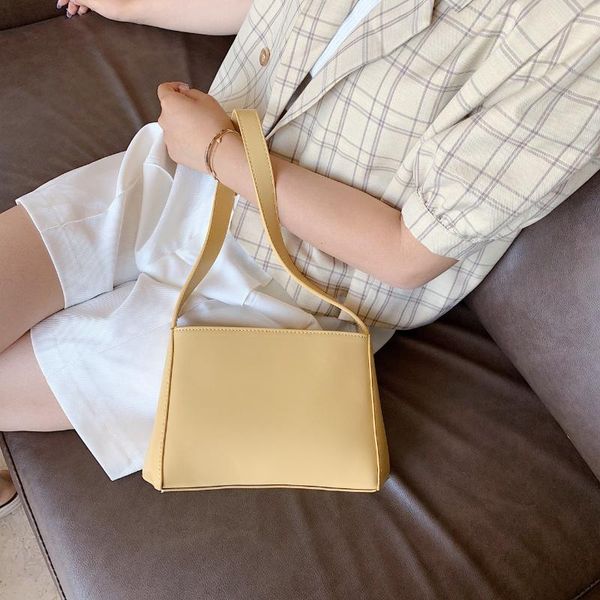 fashion simple small designer solid color shoulder messenger bag pu leather crossbody bags for women female travel handbags
fashion simple small designer solid color shoulder messenger bag pu leather crossbody bags for women female travel handbags