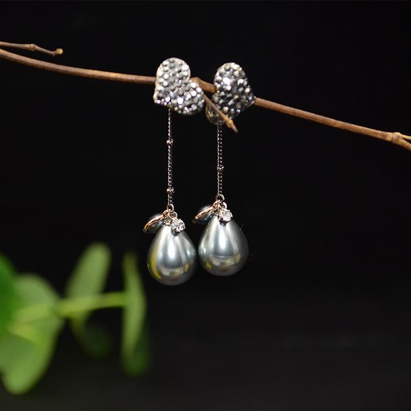 black bell pearl earrings female heart-shaped earrings insert drill s925 silver dark tie wholesale, Golden;silver
black bell pearl earrings female heart-shaped earrings insert drill s925 silver dark tie wholesale, Golden;silver