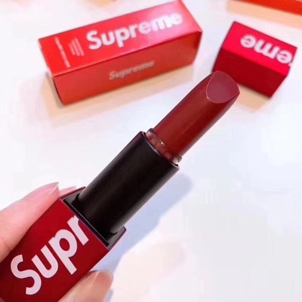 Makeup upre me matte lip tick rouge a levre li tick lip glo kit lipglo beauty maquiagem
Makeup upre me matte lip tick rouge a levre li tick lip glo kit lipglo beauty maquiagem