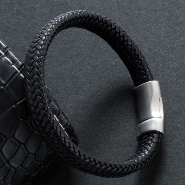 fashion black braided leather bracelets men titanium stainless steel bracelet male wrist band vintage men jewelry gifts st508, Golden;silver
fashion black braided leather bracelets men titanium stainless steel bracelet male wrist band vintage men jewelry gifts st508, Golden;silver