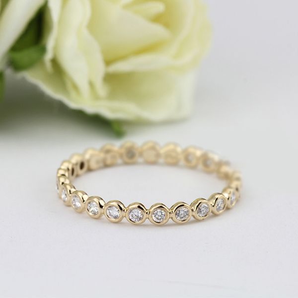 high archives concise golden atmosphere concise full circle ring white inlay elastic force joker ring, Silver
high archives concise golden atmosphere concise full circle ring white inlay elastic force joker ring, Silver