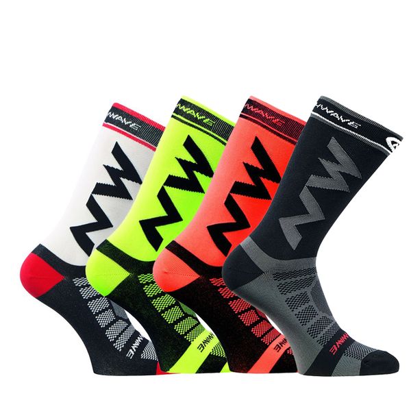 men and women high elasticity outdoor running training riding sports socks outdoor sports marathon socks basketball, Black;white
men and women high elasticity outdoor running training riding sports socks outdoor sports marathon socks basketball, Black;white