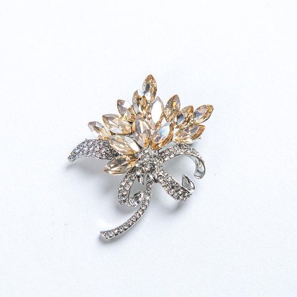 women's silver stone crystal rhinestone floral bridal wedding bouquet banquet brooch badge pin breastpin accessory jewelry, Gray
women's silver stone crystal rhinestone floral bridal wedding bouquet banquet brooch badge pin breastpin accessory jewelry, Gray