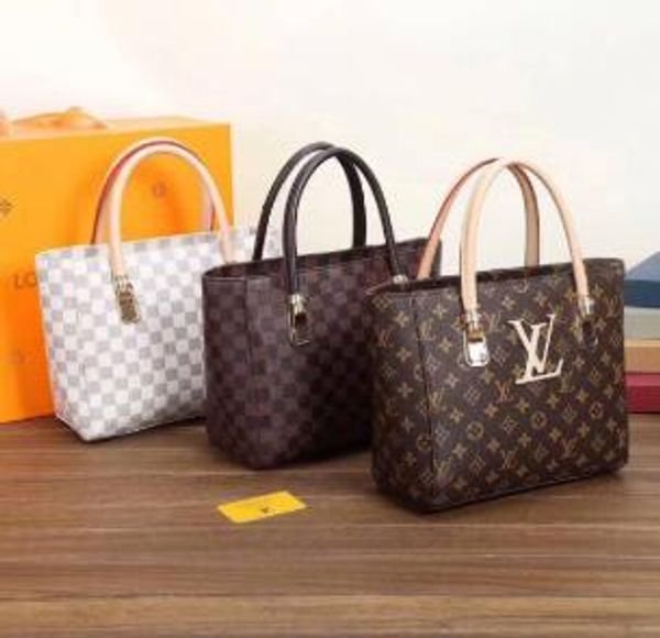 2020 горячие дизайнеры сумки кошельки женщины crossbody сумка старый цветок сумки на ремне сумка с бахромой цепи сумка кошелек клатчи тотализаторы
2020 горячие дизайнеры сумки кошельки женщины crossbody сумка старый цветок сумки на ремне сумка с бахромой цепи сумка кошелек клатчи тотализаторы