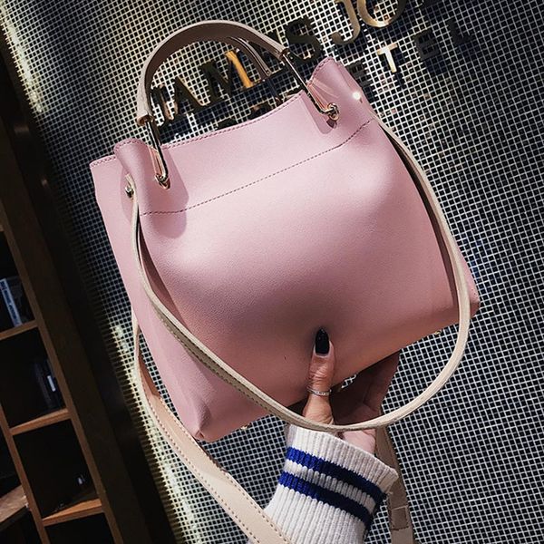 women's handbags luxury designer pu leather large capacity bag ladies bucket type pack single shoulder bags crossbody bag
women's handbags luxury designer pu leather large capacity bag ladies bucket type pack single shoulder bags crossbody bag