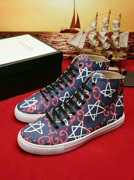 Европейские и американские мужские осенние и зимние кожаные ботинки с вышивкой т
Европейские и американские мужские осенние и зимние кожаные ботинки с вышивкой т