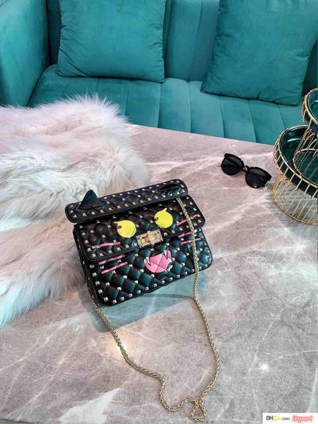 luxury designer shoulder bag stud revit women bag quilted gold studs purse monster printed shoulder messenger bags
luxury designer shoulder bag stud revit women bag quilted gold studs purse monster printed shoulder messenger bags