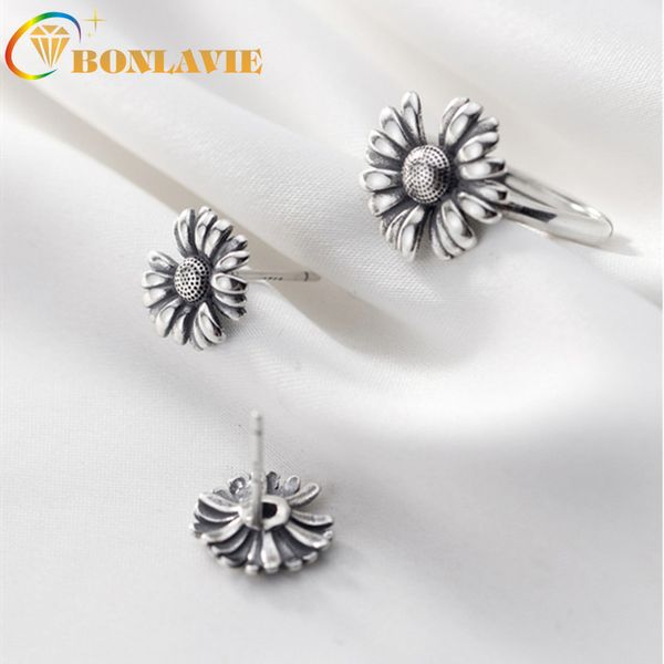 bonlavie tibetan silver earring fashion retro paragraph daisy earrings female temperament flower earrings, Golden;silver
bonlavie tibetan silver earring fashion retro paragraph daisy earrings female temperament flower earrings, Golden;silver