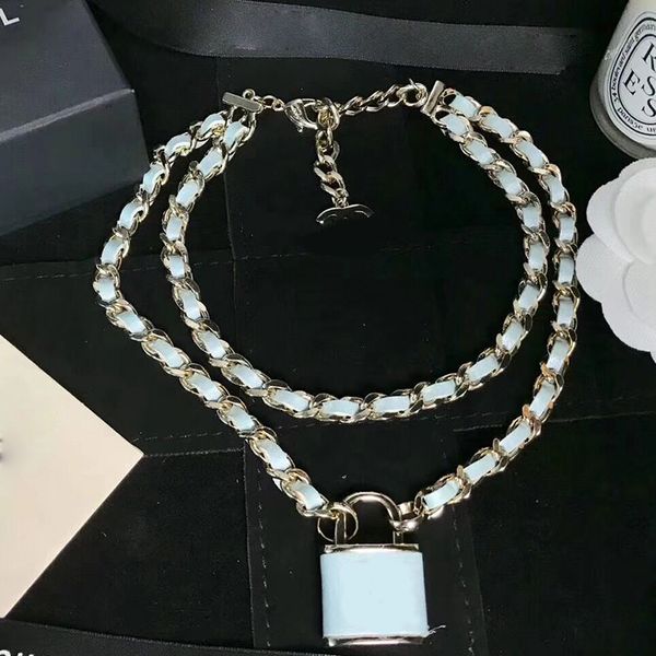 Top Quality Lock Luxury Necklace with Stamps Women Brand Designer Pendant Necklace Famous Brand Jewelry Accessories Gift
Top Quality Lock Luxury Necklace with Stamps Women Brand Designer Pendant Necklace Famous Brand Jewelry Accessories Gift