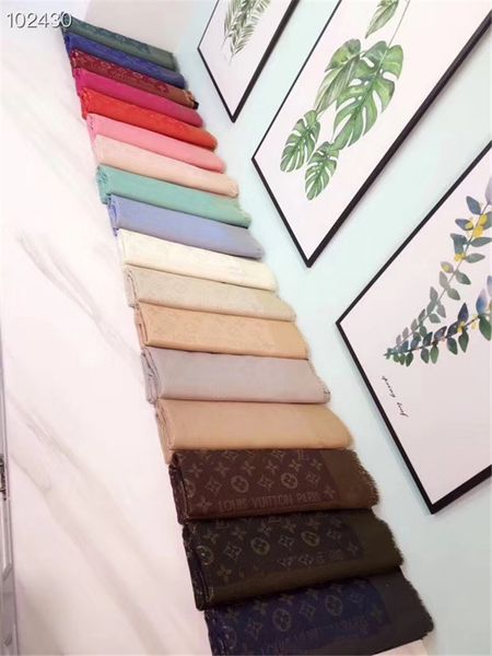 classic cashmere gold thread scarf fashion womens 4 seasons shawl scarf scarves size about 140x140cm 8 color no box 2510, Blue;gray 
classic cashmere gold thread scarf fashion womens 4 seasons shawl scarf scarves size about 140x140cm 8 color no box 2510, Blue;gray