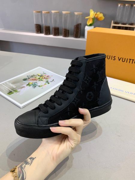 ww1 french limited edition luxury women 's autumn and winter casual shoes women 's boots fashion printed fine heels, Black
ww1 french limited edition luxury women 's autumn and winter casual shoes women 's boots fashion printed fine heels, Black